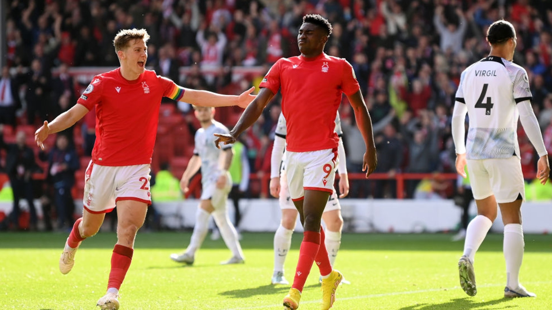 乱本方的防 乱本方的防